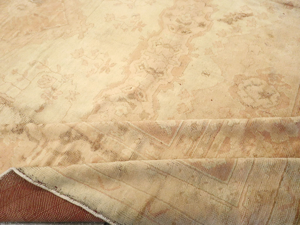 Antique European Oushak Carpet, No.13215 - Gsblank