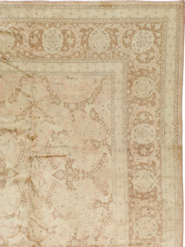 Antique Persian Tabriz Carpet, No.13266 - Gsblank