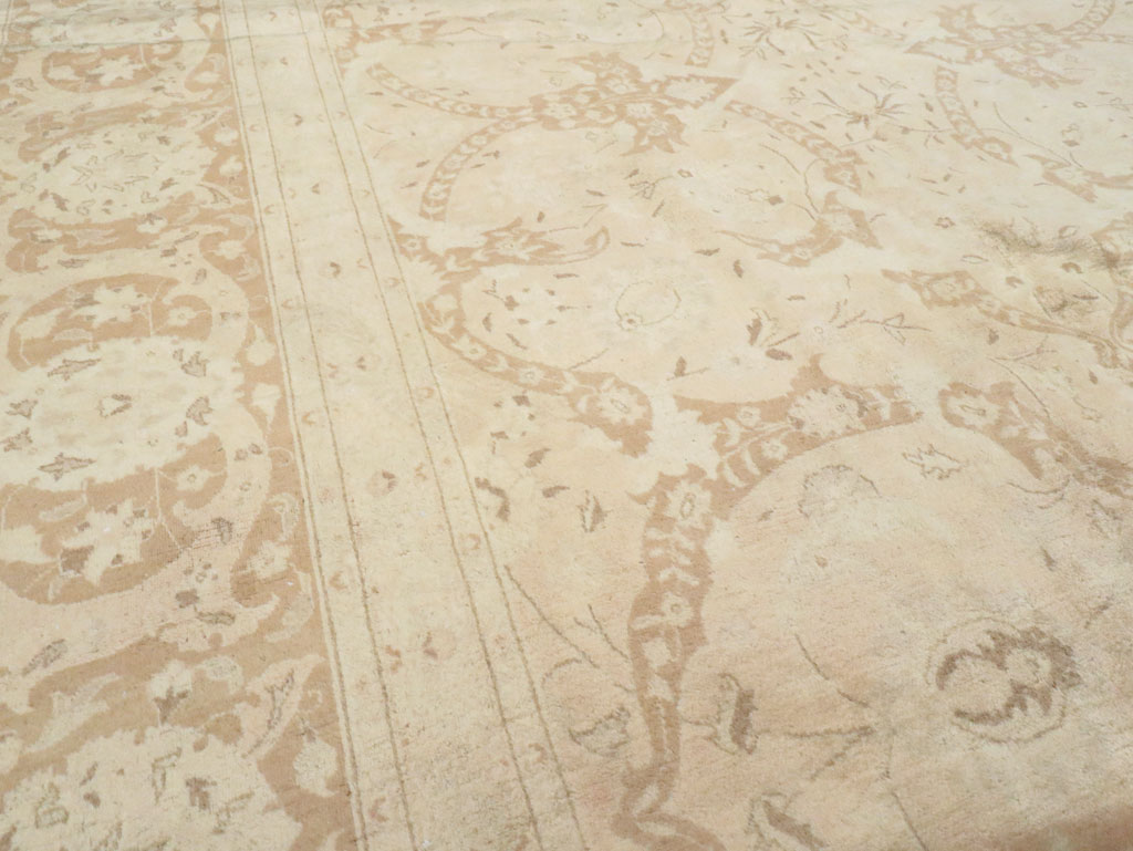 Antique Persian Tabriz Carpet, No.13266 - Gsblank