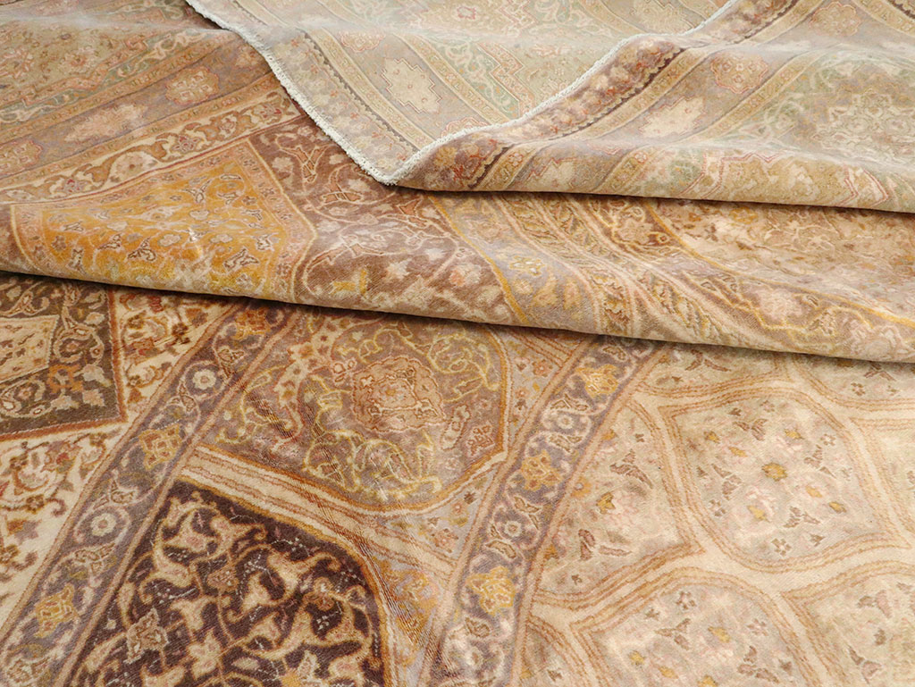 Vintage Persian Tabriz Carpet, No.13291 - Gsblank