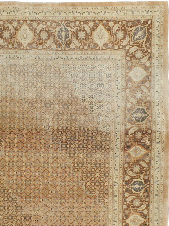 Antique Persian Tabriz Carpet, No.13297 - Gsblank