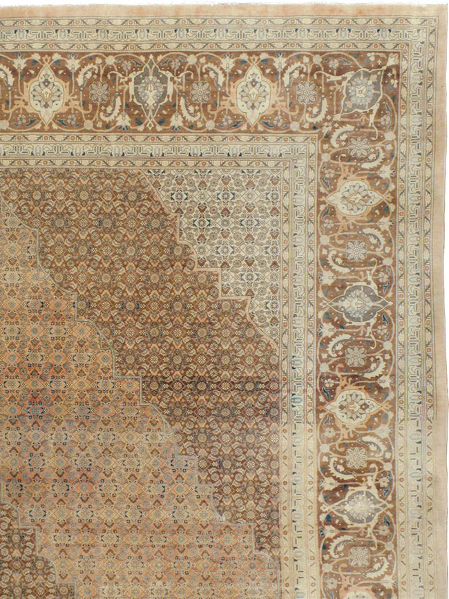 Antique Persian Tabriz Carpet, No.13297 - Gsblank