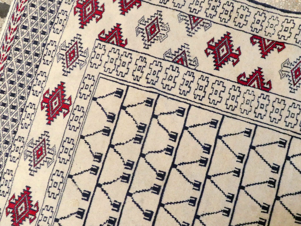 Vintage Persian Baluch Rug, No.13313 - Gsblank