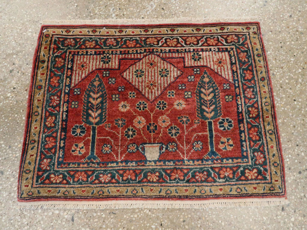 Antique Persian Fereghan Rug, No.13321 - Gsblank