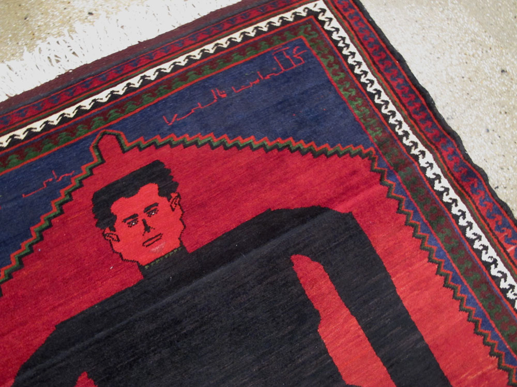 Vintage Shiraz Pictorial Rug, No.13322 - Gsblank