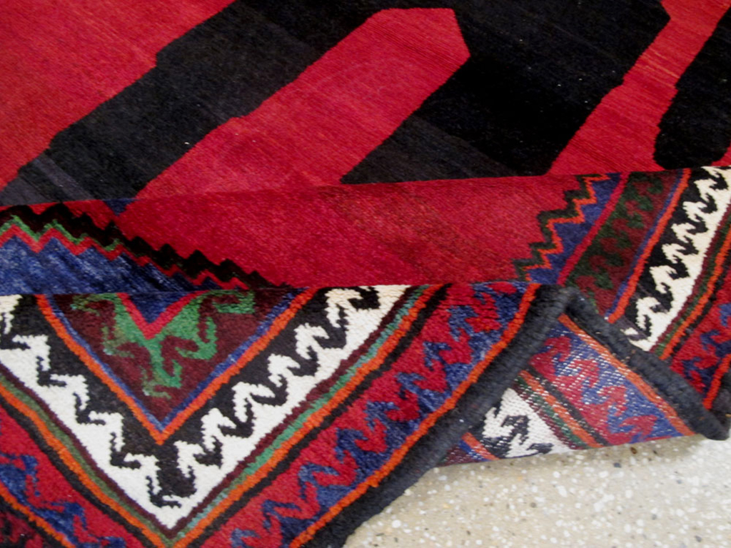 Vintage Shiraz Pictorial Rug, No.13322 - Gsblank