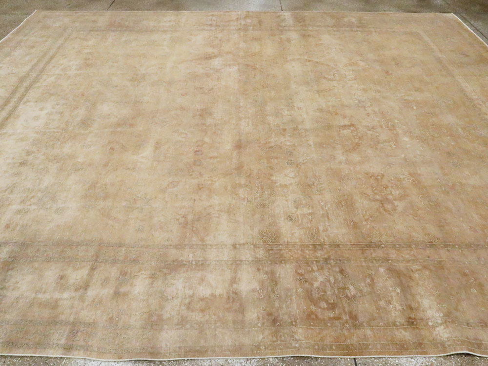 Antique Persian Tabriz Rug, No.13343 - Gsblank