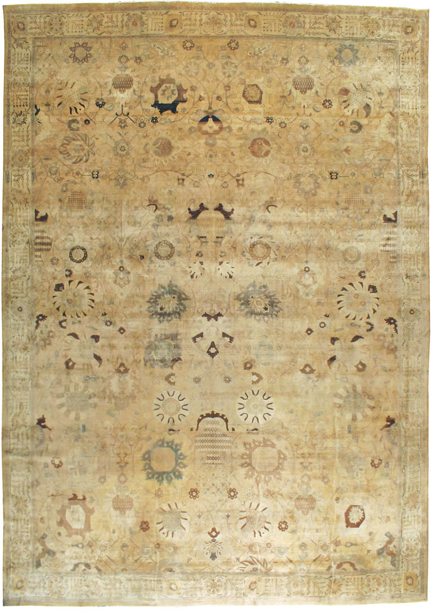 Antique Persian Tabriz Carpet, No.13346 - Gsblank