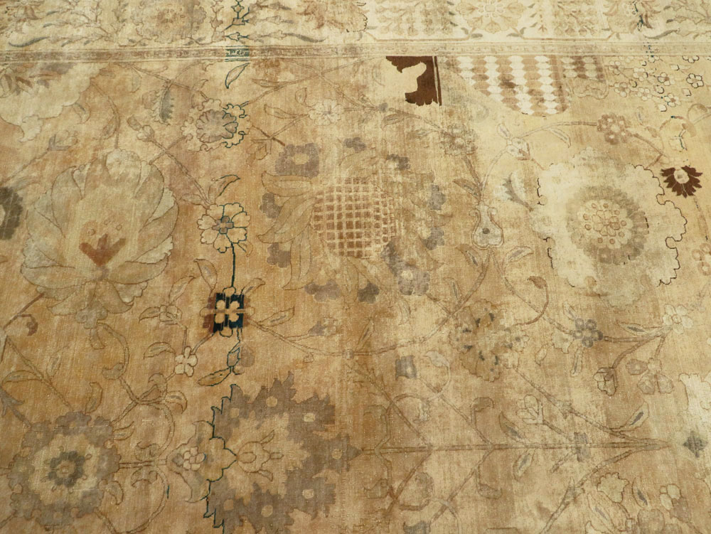 Antique Persian Tabriz Carpet, No.13346 - Gsblank