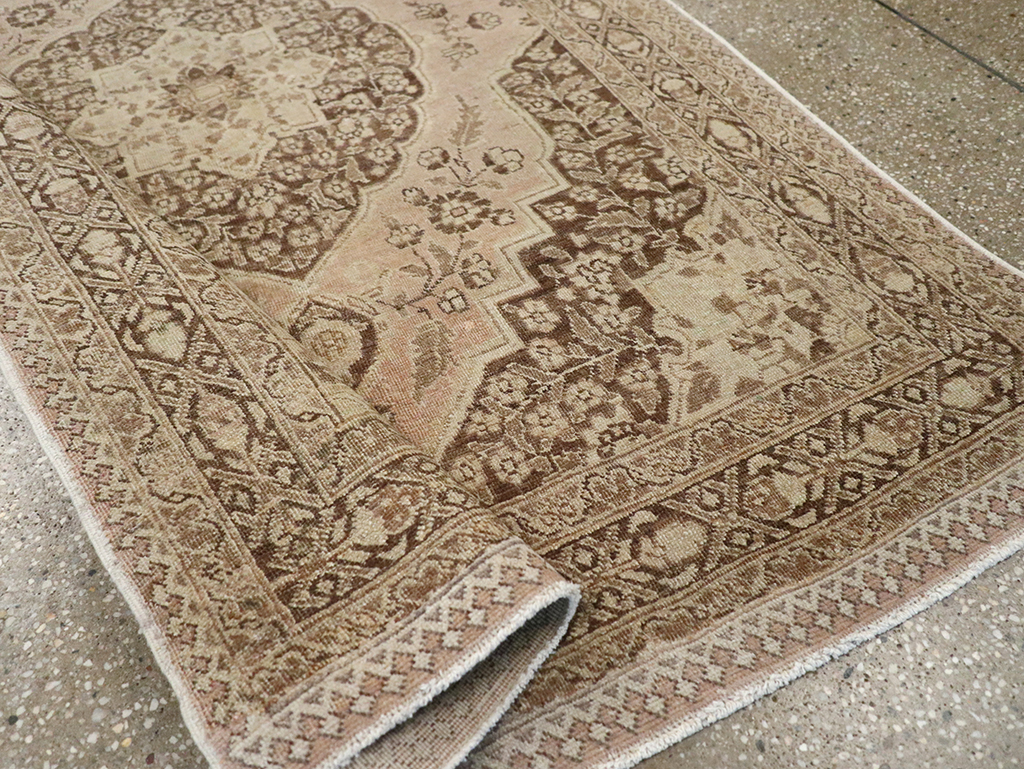 Antique Persian Tabriz Rug, No.13360 - Gsblank