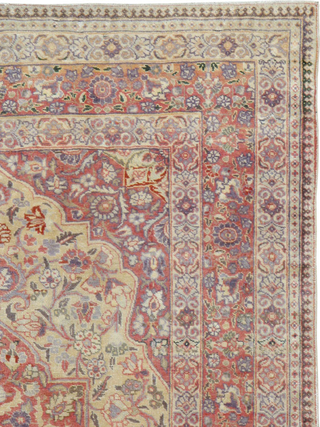 Antique Persian Tabriz Rug, No.13362 - Gsblank