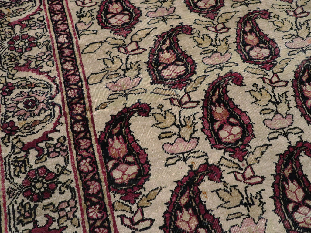 Antique Persian Lavar Kerman Rug, No.13384 - Gsblank