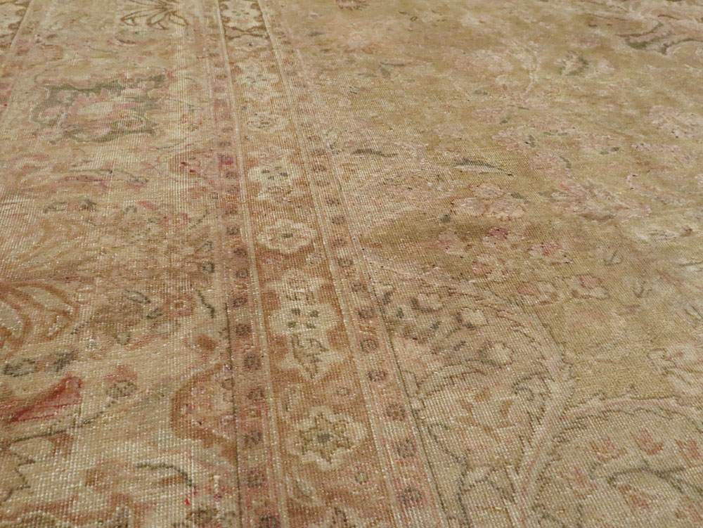 Antique Persian Tabriz Carpet, No.13399 - Gsblank