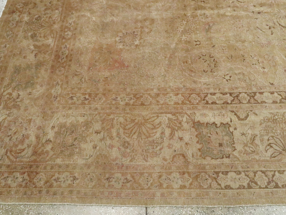 Antique Persian Tabriz Carpet, No.13399 - Gsblank