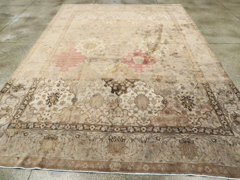 Antique Persian Tabriz Carpet, No.13411 - Gsblank