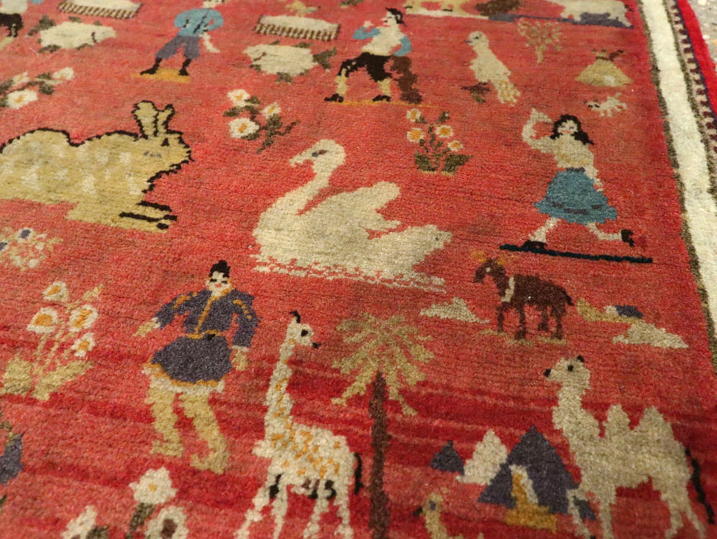 Vintage Persian Tabriz Pictorial Rug, No.13413 - Gsblank