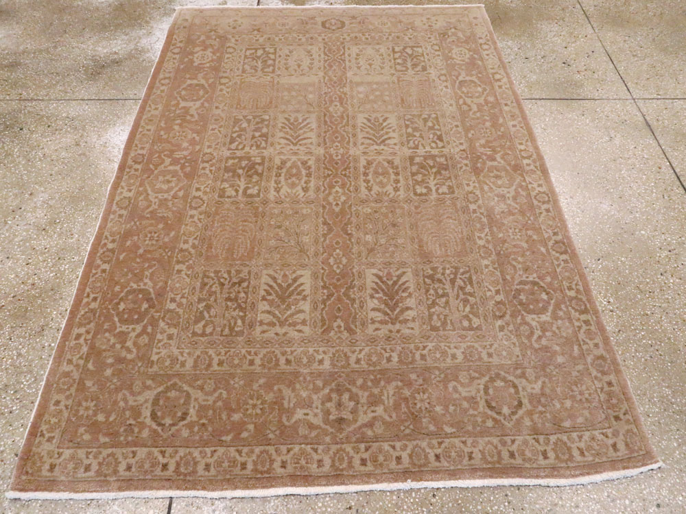 Antique Persian Tabriz Rug, No.13441 - Gsblank