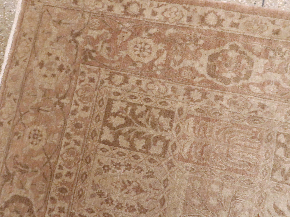 Antique Persian Tabriz Rug, No.13441 - Gsblank