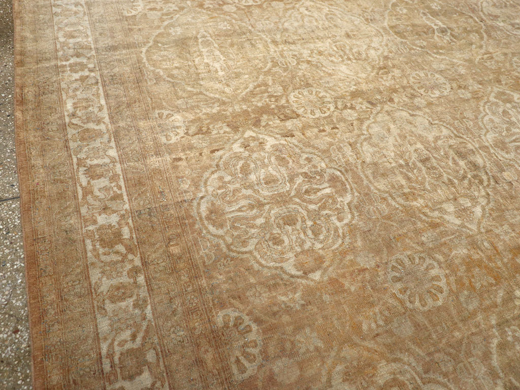 Antique Indian Agra Square Room Size Carpet, No.13455 - Gsblank