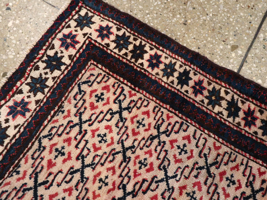 Antique Caucasian Shirvan Rug, No.13471 - Gsblank