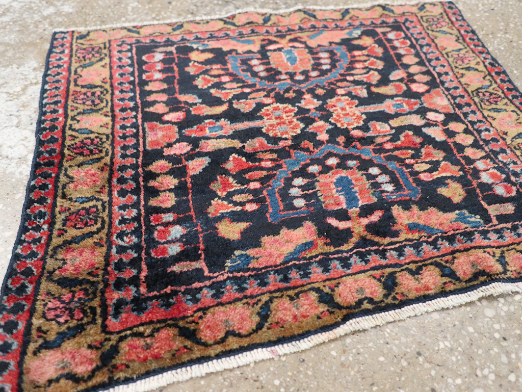 Vintage Persian Lilihan Rug, No.13480 - Gsblank