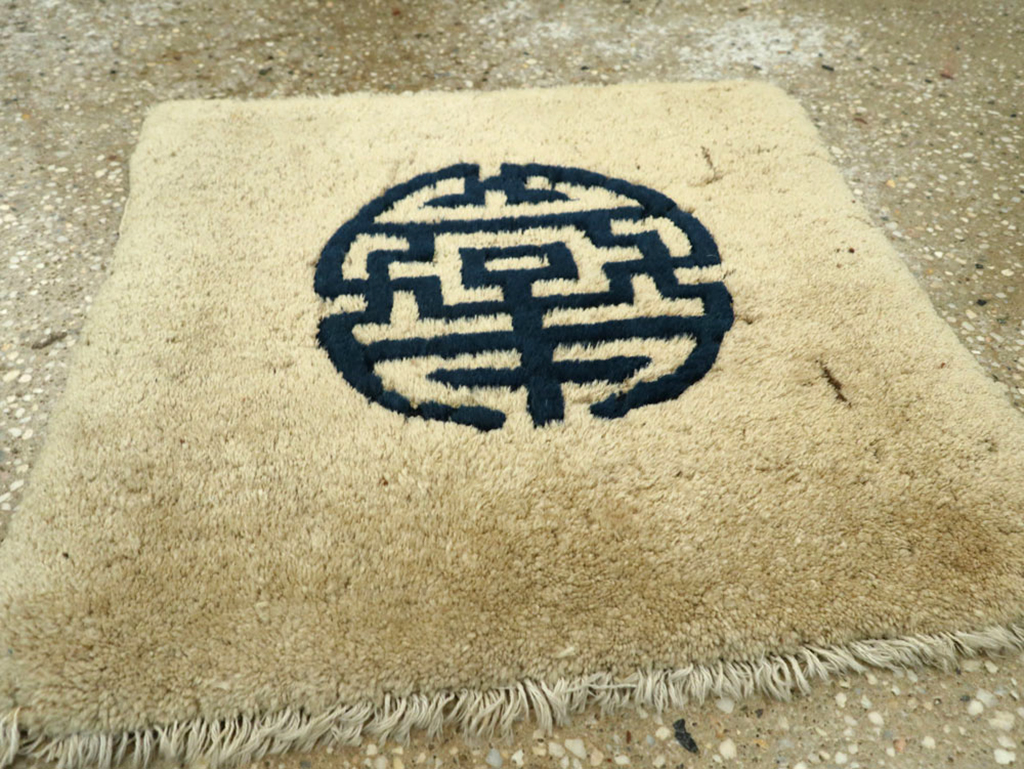 Antique Chinese Peking Rug, No.13505 - Gsblank