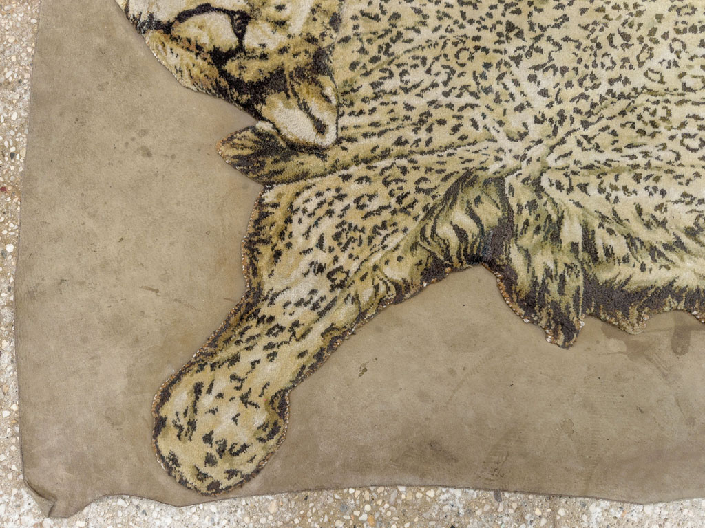 Persian Tabriz Lion Rug, No.13514 - Gsblank