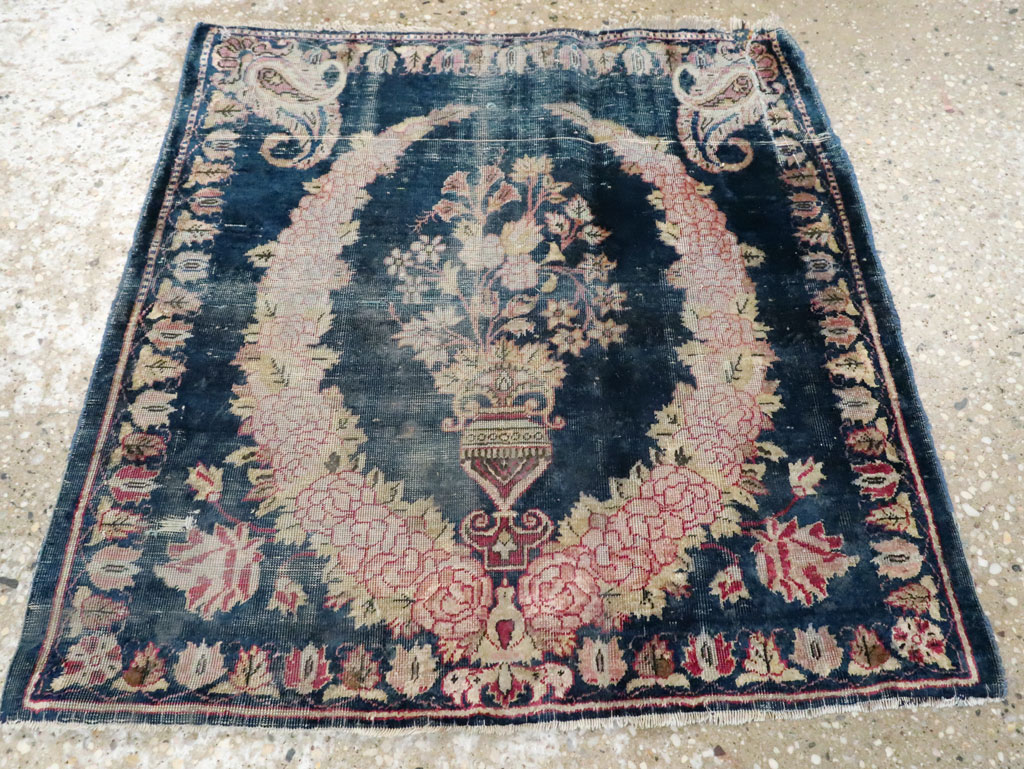 Antique Persian Kashan Silk Rug, No.13518 - Gsblank