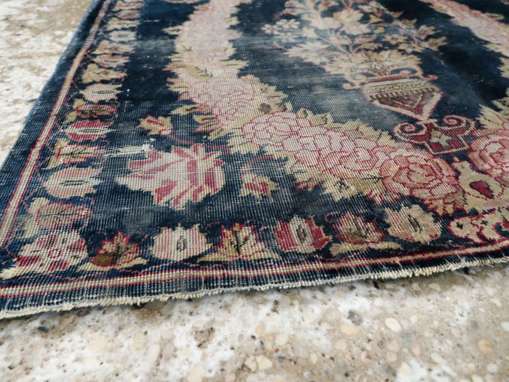 Antique Persian Kashan Silk Rug, No.13518 - Gsblank