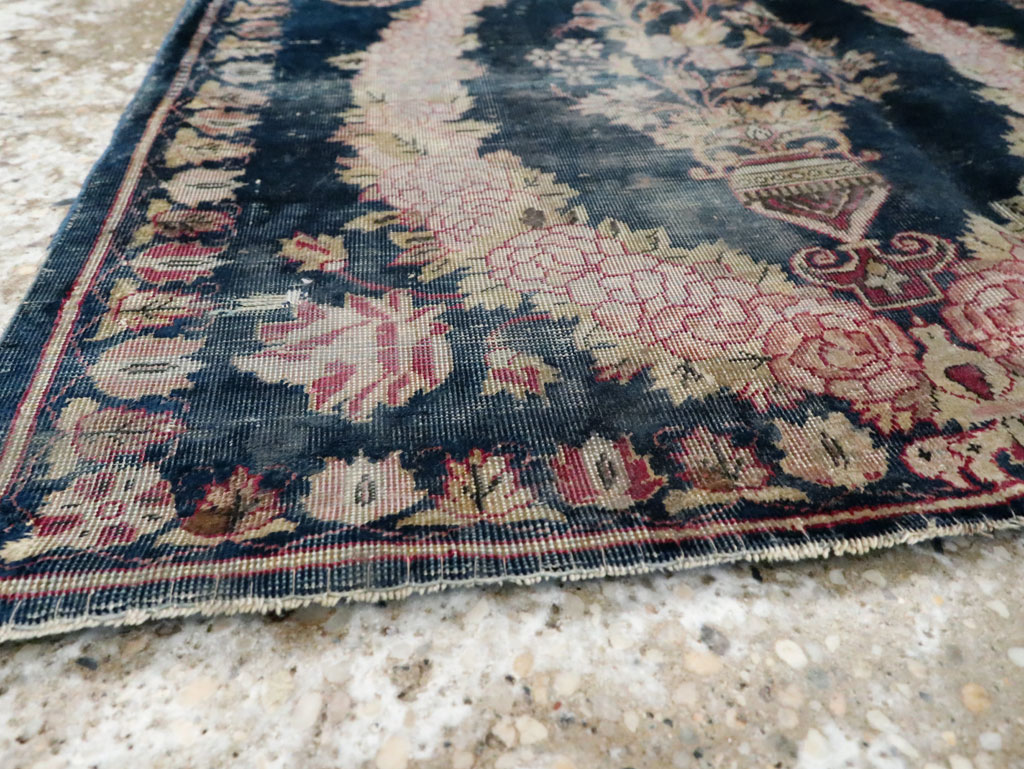 Antique Persian Kashan Silk Rug, No.13518 - Gsblank