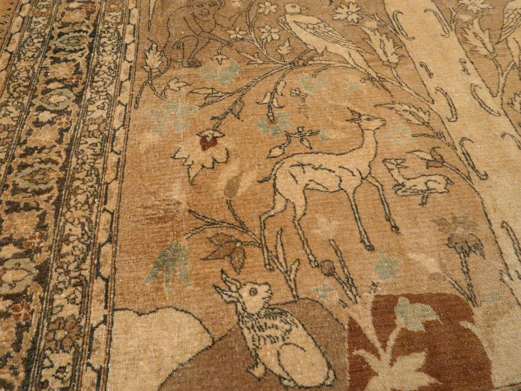 Antique Persian Tabriz Pictorial Carpet, No.13541 - Gsblank