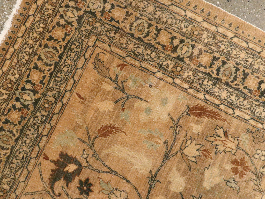 Antique Persian Tabriz Pictorial Carpet, No.13541 - Gsblank