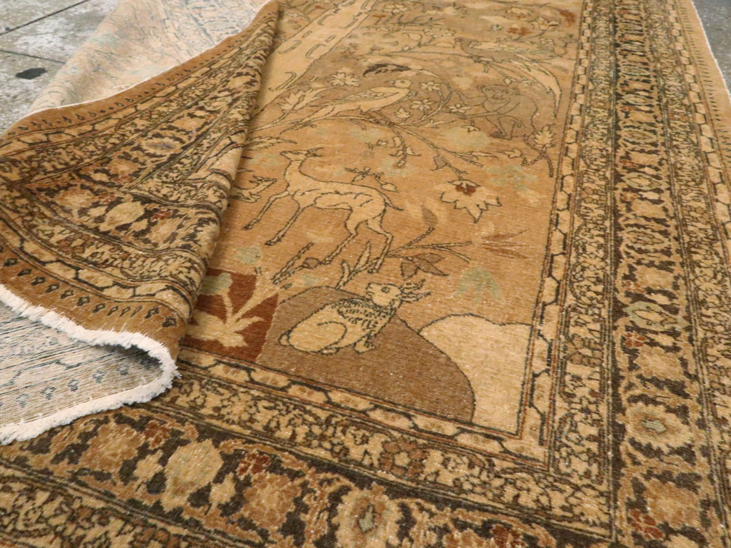 Antique Persian Tabriz Pictorial Carpet, No.13541 - Gsblank