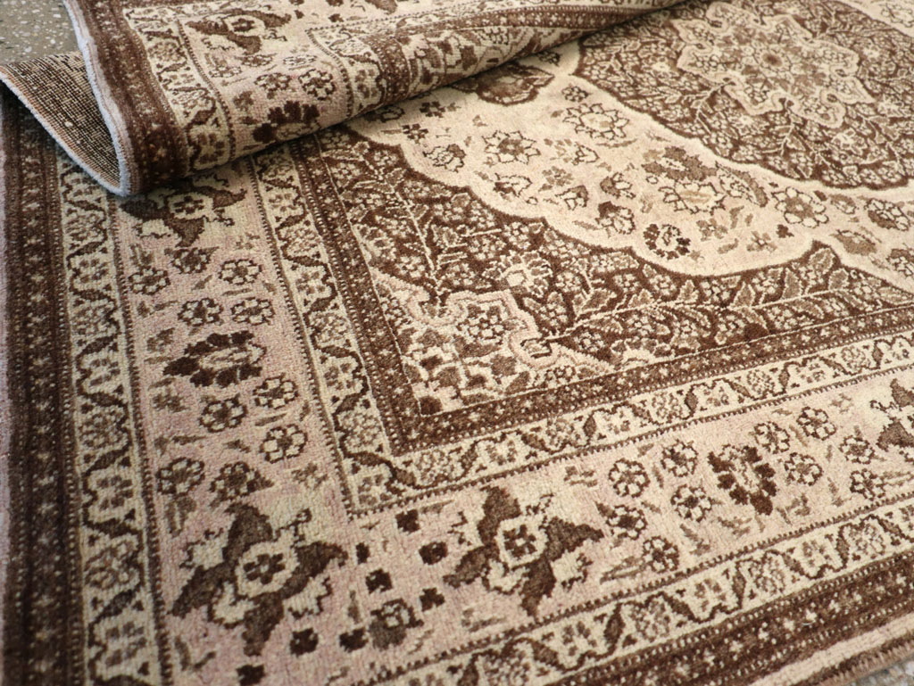 Antique Persian Tabriz Rug, No.13557 - Gsblank