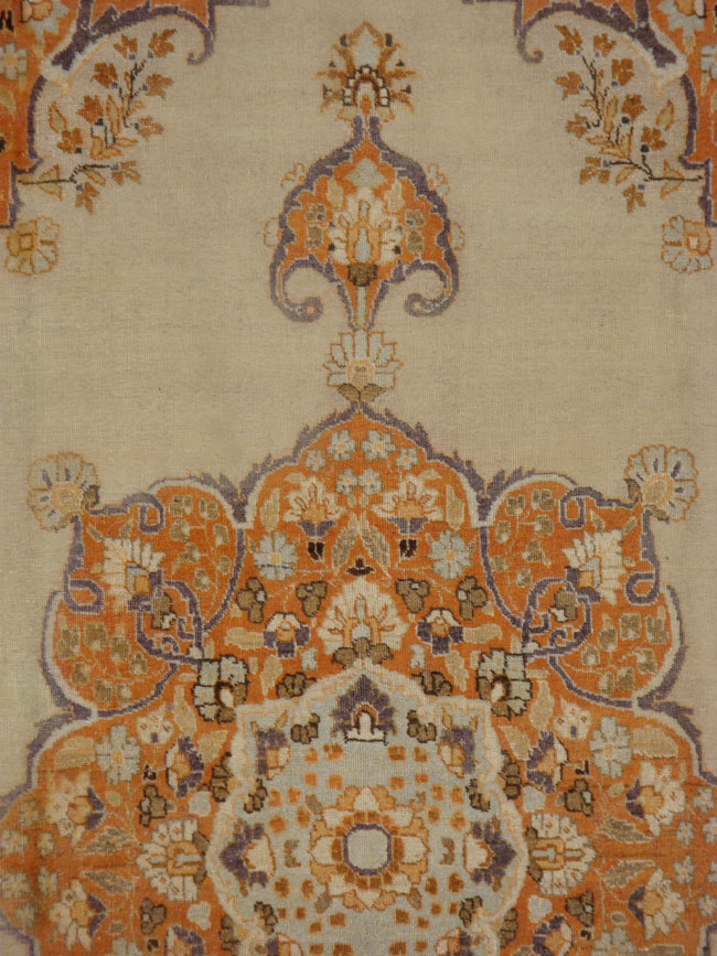 Antique Persian Tabriz Carpet, No.13585 - Gsblank