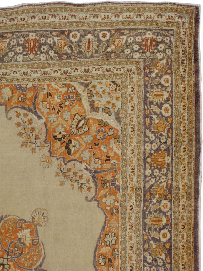 Antique Persian Tabriz Carpet, No.13585 - Gsblank