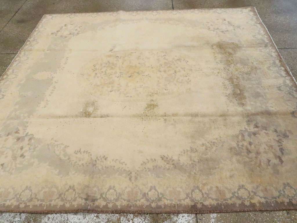 Vintage Indian Lahore Rug, No.13640 - Gsblank