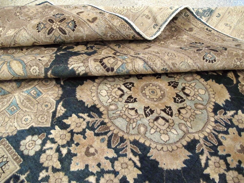 Antique Persian Tabriz Carpet, No.13641 - Gsblank