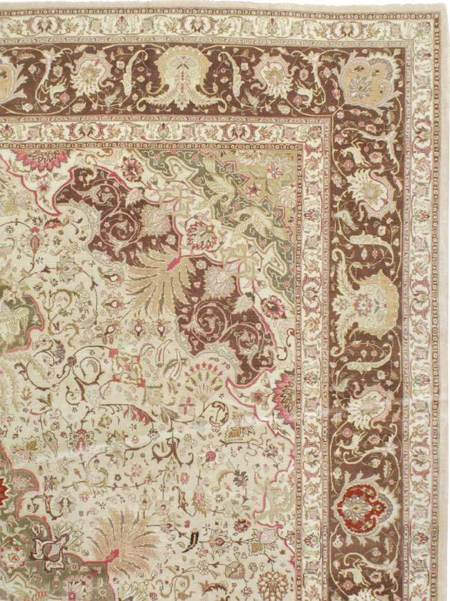 Antique Persian Tabriz Carpet, No.13660 - Gsblank