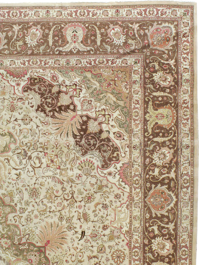 Antique Persian Tabriz Carpet, No.13660 - Gsblank