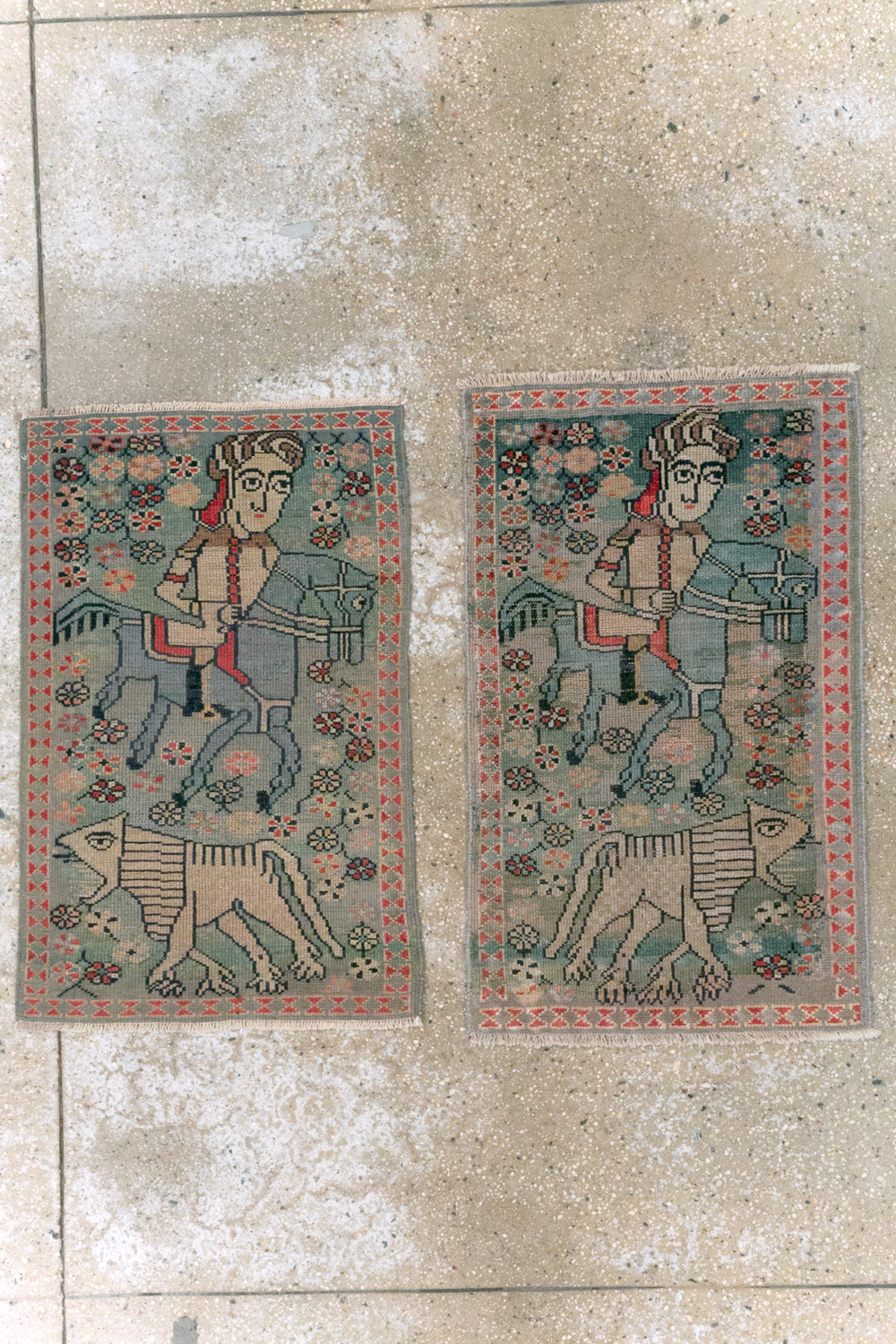 Antique Persian Malayer Pictorial Rug (Pair: 1 of 2), No.13667 - Gsblank