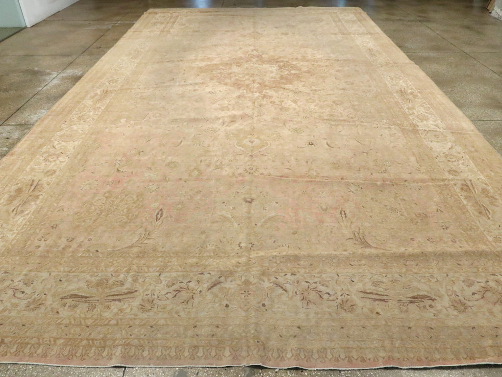 Vintage Persian Tabriz Carpet, No.13693 - Gsblank