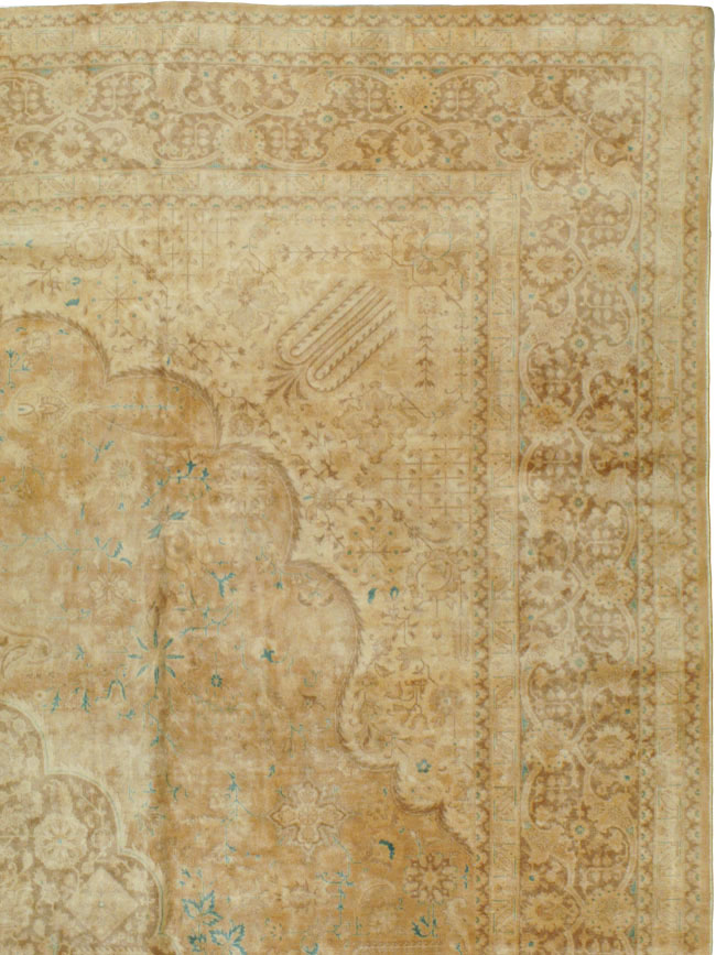 Vintage Persian Tabriz Carpet, No.13706 - Gsblank