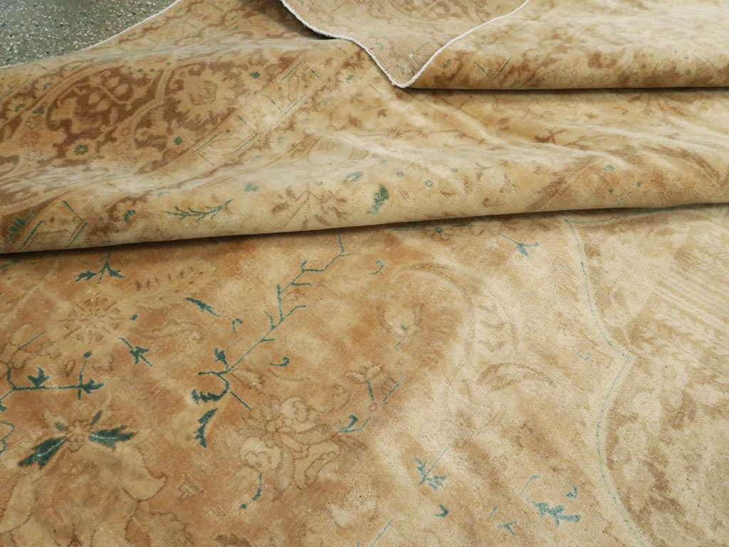 Vintage Persian Tabriz Carpet, No.13706 - Gsblank