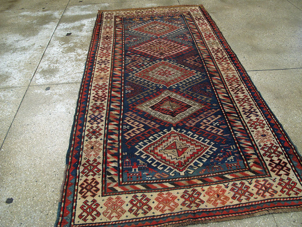 Antique Caucasian Kazak Rug, No.13717 - Gsblank