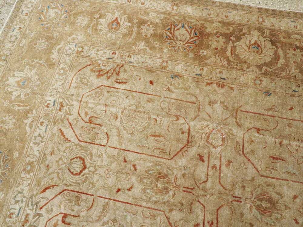 Vintage Persian Tabriz Carpet, No.13806 - Gsblank