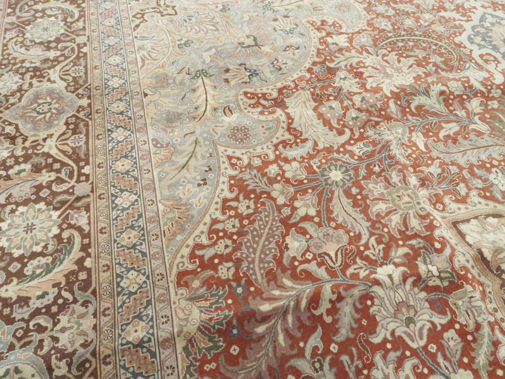 Vintage Persian Tabirz Carpet, No.13815 - Gsblank