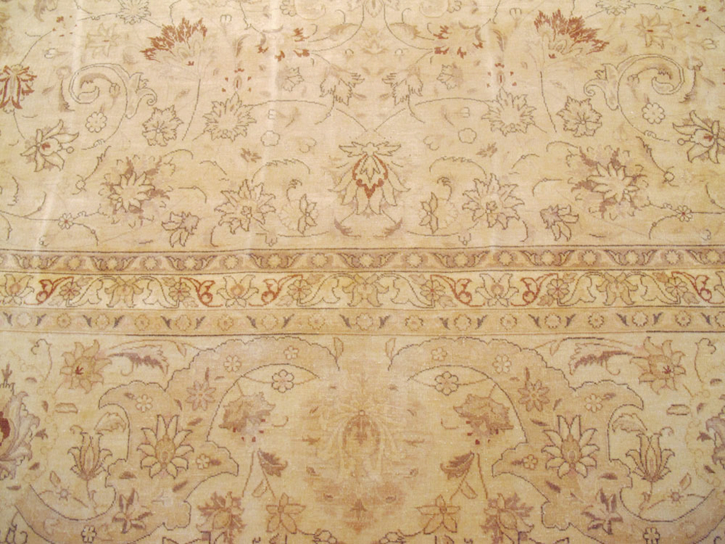 Antique Persian Tabriz Carpet, No.13817 - Gsblank