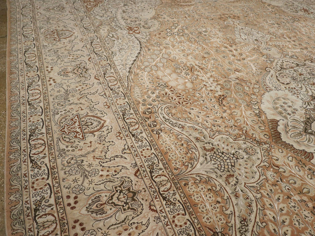 Vintage Tabriz Persian Carpet, No.13818 - Gsblank
