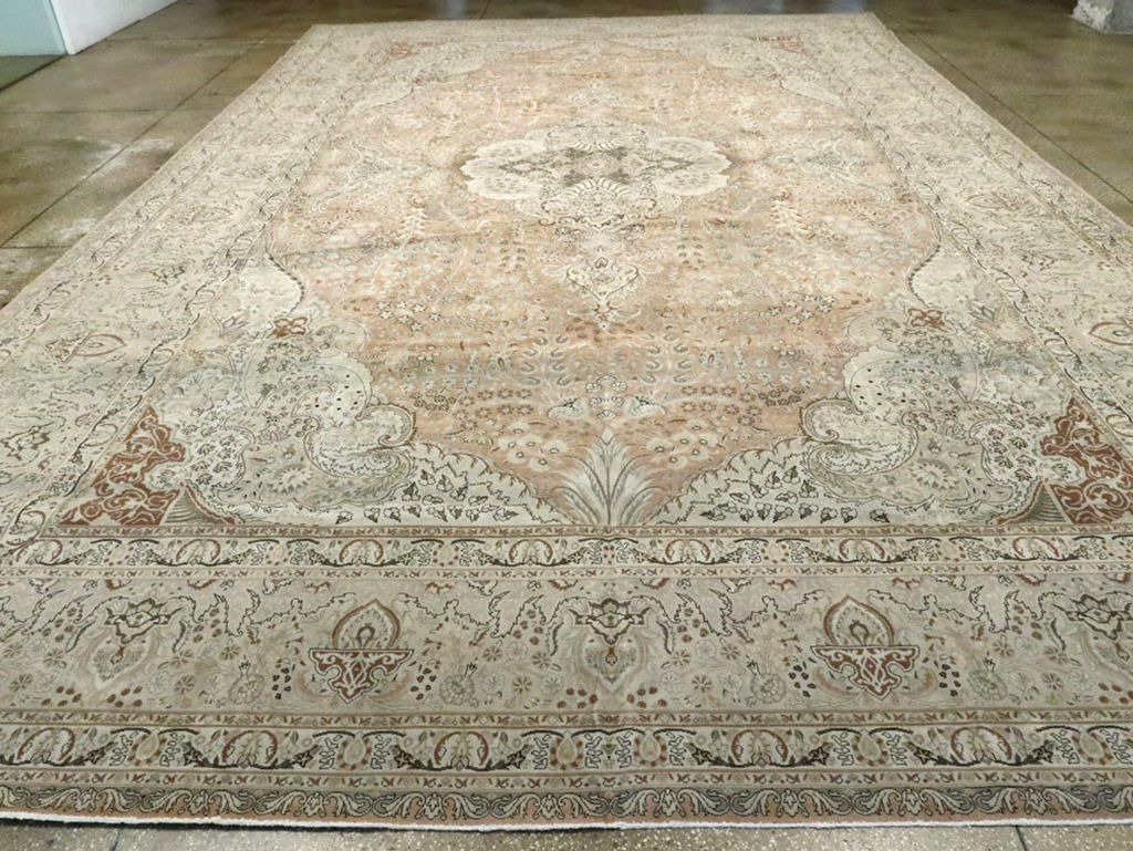 Vintage Tabriz Persian Carpet, No.13818 - Gsblank